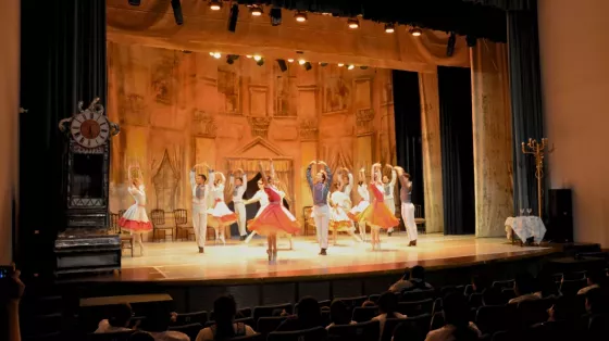 Ballet de la Provincia: presenta este fin de semana Baile de Graduados en la Casa de la Cultura