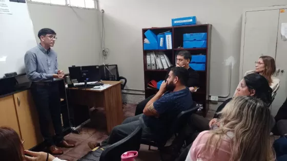 Defensa del Consumidor fortalece la atención ante casos de sobreendeudamiento con nuevas capacitaciones internas