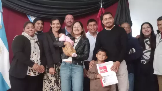 El IPV cumplió el sueño de la casa propia a 20 familias de Chicoana