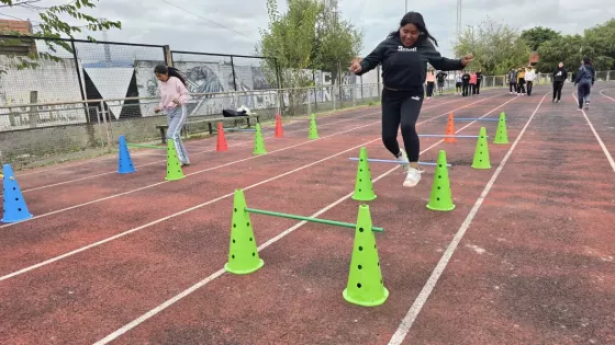 Estudiantes de Santa Rosa de los Pastos Grandes viven una experiencia integral de deporte y cultura en la Capital