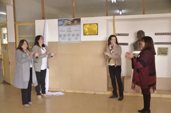 La escuela República Argentina celebró sus 50 años