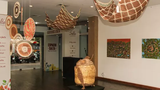 Casa de Salta inauguró la muestra “Raíces: memoria y presente”