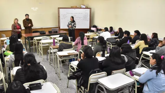 La Provincia impulsa una formación para fortalecer el rol docente en la protección de derechos