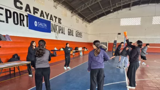Cafayate: más de 30 referentes del vóley se perfeccionaron en una jornada de formación técnica y metodológica