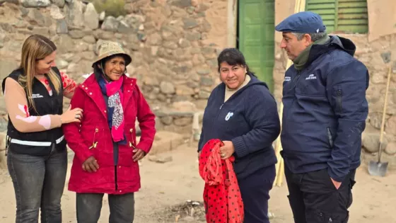 Desarrollo Social continúa con el operativo “Salta Te Abriga” en municipios del interior provincial