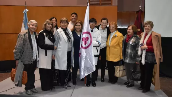Veinte establecimientos educativos salteños recibieron Banderas de la Paz