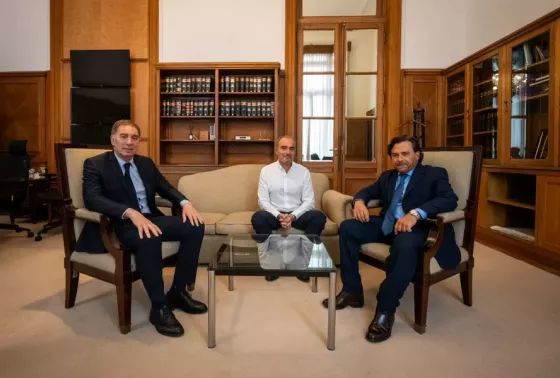 Sáenz se reunió con Santilli y “Lule” Menem para avanzar en una agenda de políticas de desarrollo federal