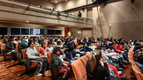 Más de 180 estudiantes participaron de una jornada de cine educativo