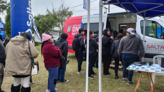 El móvil del Registro Civil llega a Campo Santo y Cobos