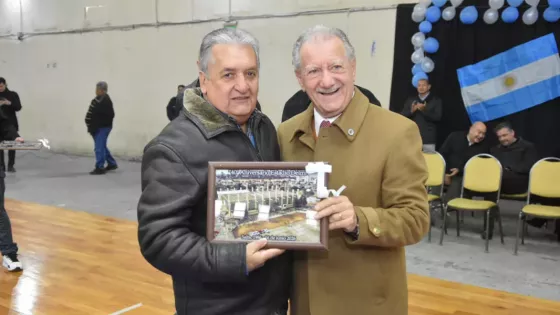El Vicegobernador encabezó el acto por los 40 años del Estadio Polideportivo Delmi