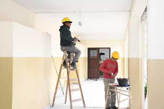 Realizan obras para optimizar las condiciones edilicias de la escuela 4.673 de Rosario de la Frontera