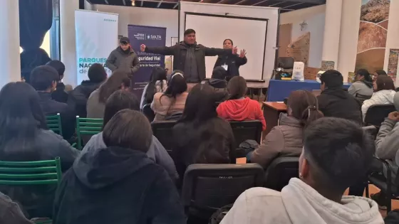 Jornada preventiva vial para alumnos primarios y estudiantes secundarios de Payogasta