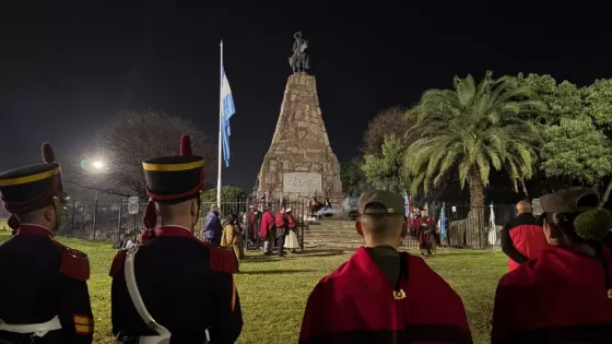 Una emotiva Guardia Bajo las Estrellas recordó al General Güemes en la Ciudad de Buenos Aires