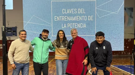 Más de 1500 personas participaron en una capacitación sobre fuerza y potencia aplicada al alto rendimiento deportivo