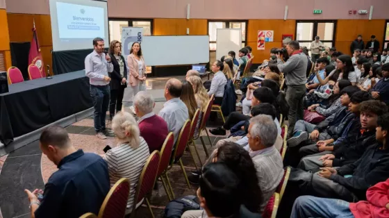 Docentes podrán capacitarse para potenciar proyectos estudiantiles con Samsung