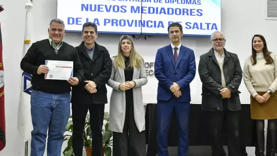 La Provincia fortalece la mediación como política pública con nuevos mediadores certificados
