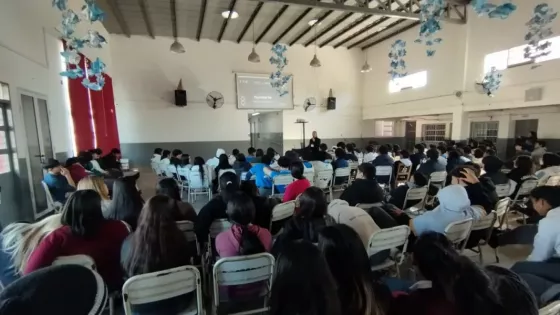 Estudiantes secundarios de Colonia Santa Rosa fueron capacitados en seguridad vial