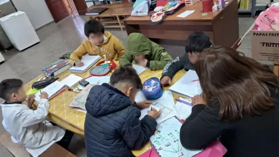 Estudiantes de primaria y secundaria reciben acompañamiento y revinculación escolar