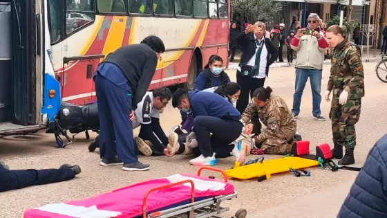 Exitoso simulacro de accidente vial en el hospital de General Mosconi