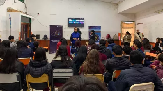 Más de 1000 estudiantes de Tartagal fueron capacitados para el abordaje de problemáticas sociales