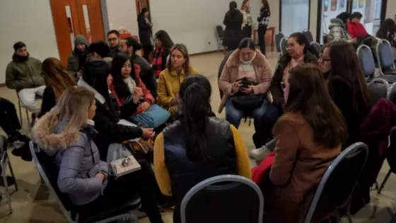 Capacitan a docentes para fortalecer la convivencia escolar en espacios de educación no formal