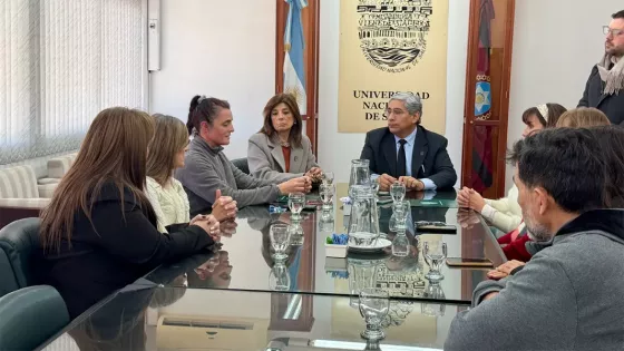 Salud y la UNSa impulsan un convenio para promover la formación y la investigación