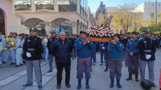 El Servicio Penitenciario celebra su día con una exposición de labor terapia y la procesión de la Virgen del Carmen