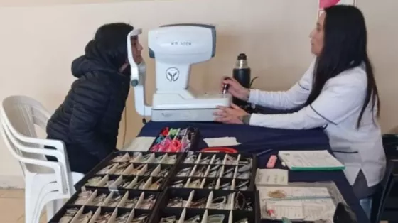 Policías y sus familias accedieron a controles oftalmológicos en General Güemes
