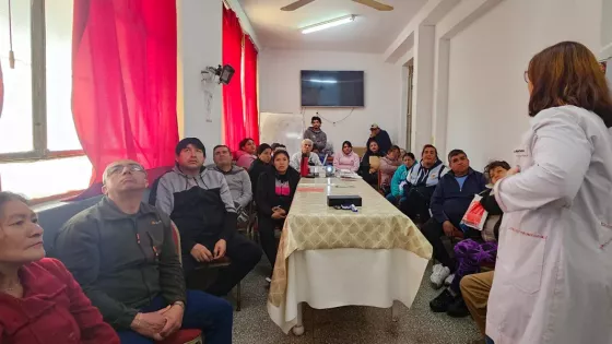 Salud Pública fortalece la promoción de hábitos saludables para personas con diabetes