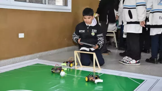 Robótica educativa: una capacitación para que los docentes enseñen a pensar, crear y resolver problemas