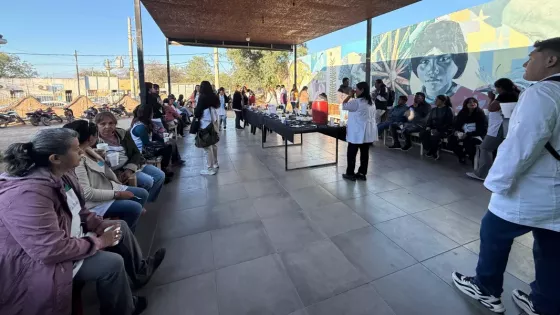 Alfabetización: la propuesta MATEO capacitó a 140 docentes y entregó material en San Martín y Rivadavia