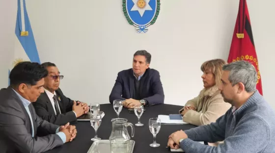 Fortalecerán el diálogo institucional con la Fundación Azul