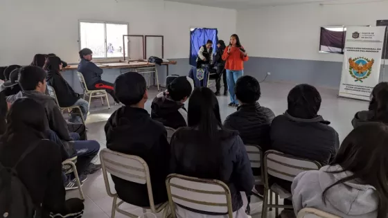 San Carlos: brindaron herramientas de prevención sobre bullying, grooming y consumos problemáticos