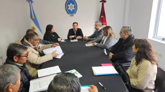 Establecieron una mesa de diálogo con representantes de retirados y pensionados de la Policía