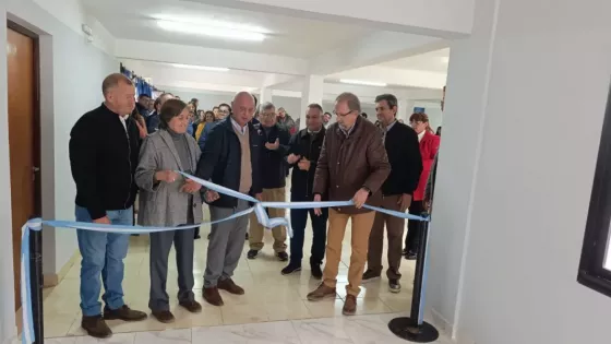 Camacho participó en la inauguración de la tercera etapa de la ampliación del edificio municipal de Las Lajitas