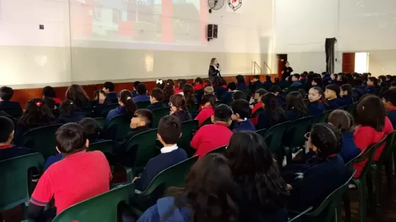El Sistema de Emergencias 9-1-1 brindó una charla informativa a alumnos del Colegio de Jesús