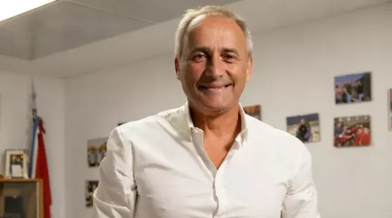 Mundial 2026 y el nuevo reglamento: Héctor Baldassi brindará una charla clave en Salta sobre la evolución del fútbol
