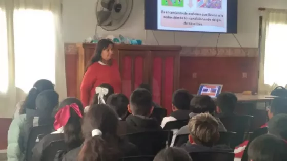 Continúan las capacitaciones sobre prevención sísmica en establecimientos educativos