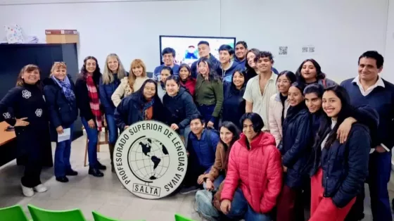 Estudiantes de Lenguas Vivas llevaron su formación hasta las aulas de Francia
