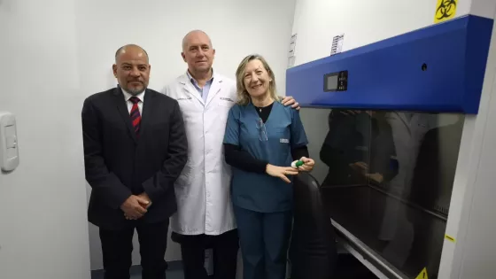 El Hospital San Bernardo inauguró la primera farmacia pública para la preparación de medicamentos endovenosos