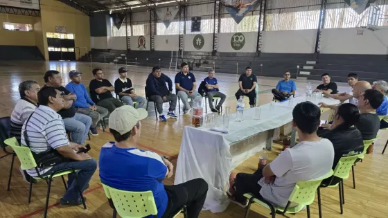 Municipios del norte reciben indumentaria deportiva y coordinan la agenda provincial