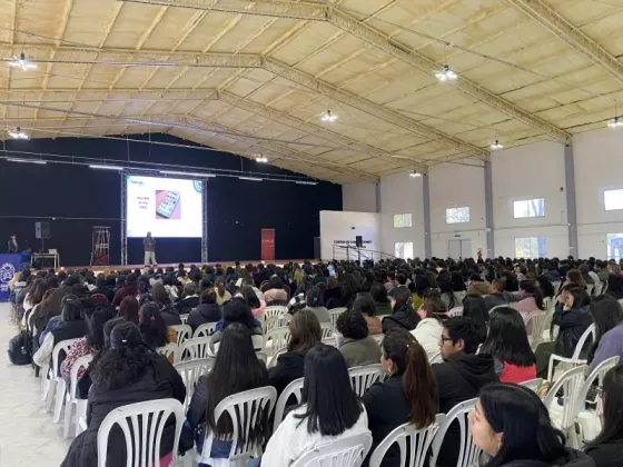 Inició el Encuentro Provincial de Innovación y Educación Digital con más de 700 docentes