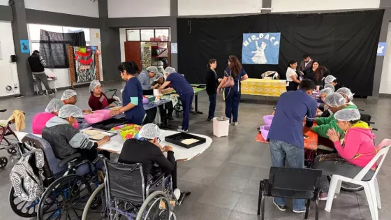 Gastronomía inclusiva: 16 jóvenes de HIRPACE se capacitaron en elaboración y comercialización de alimentos