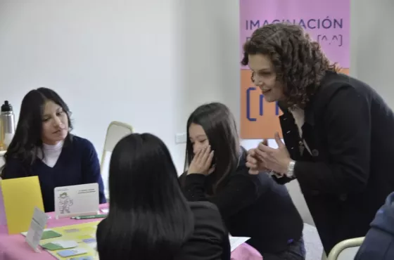 Estudiantes salteños debatieron ideas para el futuro con la propuesta 