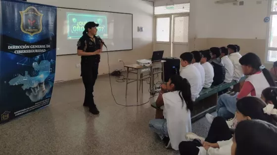 La Policía de Salta realizó capacitaciones sobre ciberseguridad en establecimientos educativos