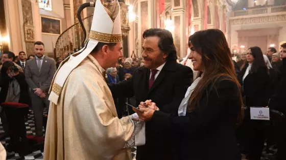 El gobernador Sáenz participó del primer día del Triduo del Milagro
