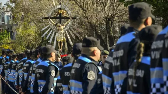 Más de 5400 policías trabajan en el operativo Procesión del Milagro 2026