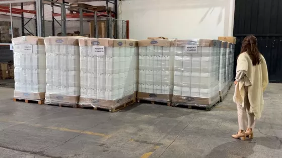 Salud Pública recibió 1.700 bidones para completar el circuito de agua segura en comunidades del norte provincial