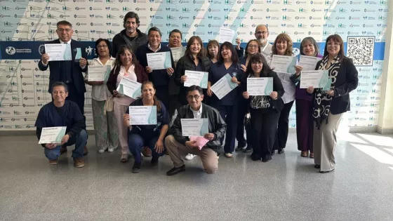 El Materno Infantil reconoció a trabajadores con más de 28 años de trayectoria en el sistema sanitario