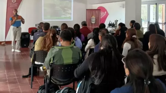 Defensa Civil continúa con las capacitaciones en instituciones educativas de la Provincia